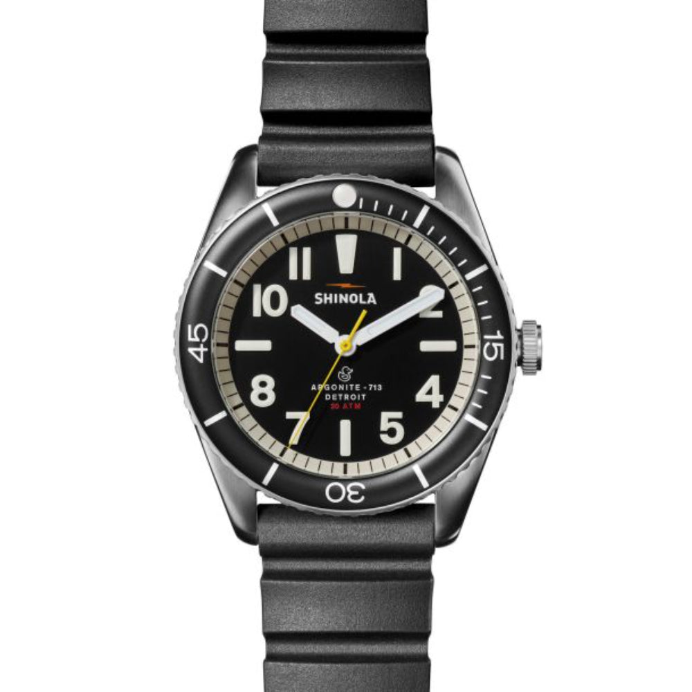Shinola diver watch deals